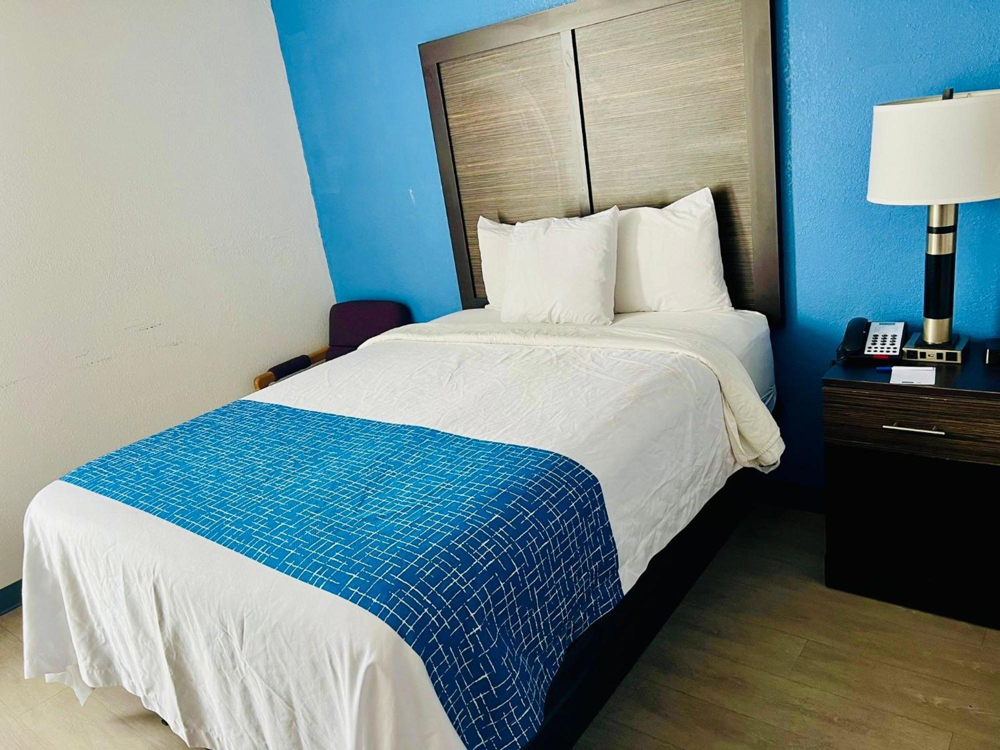 Travelodge By Wyndham Gallipolis Экстерьер фото